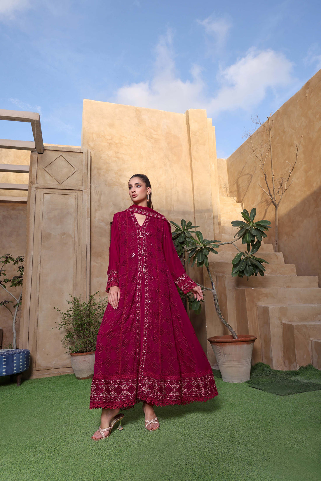 Mahveen – Laira