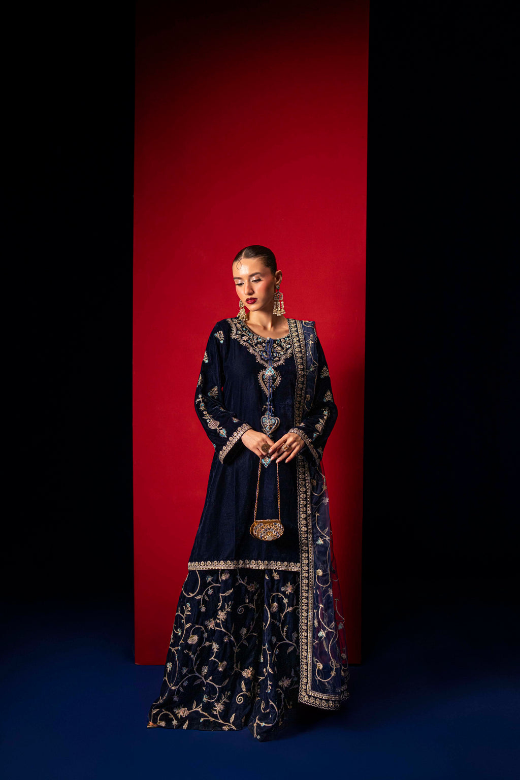Falak - Makhmal
