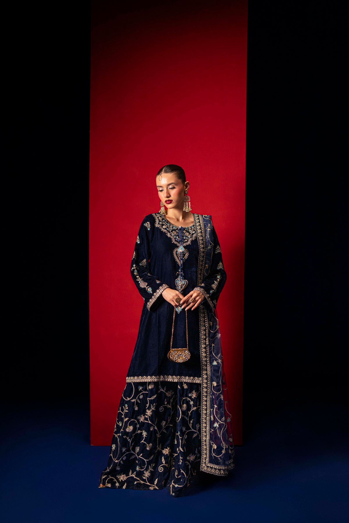 Falak - Makhmal