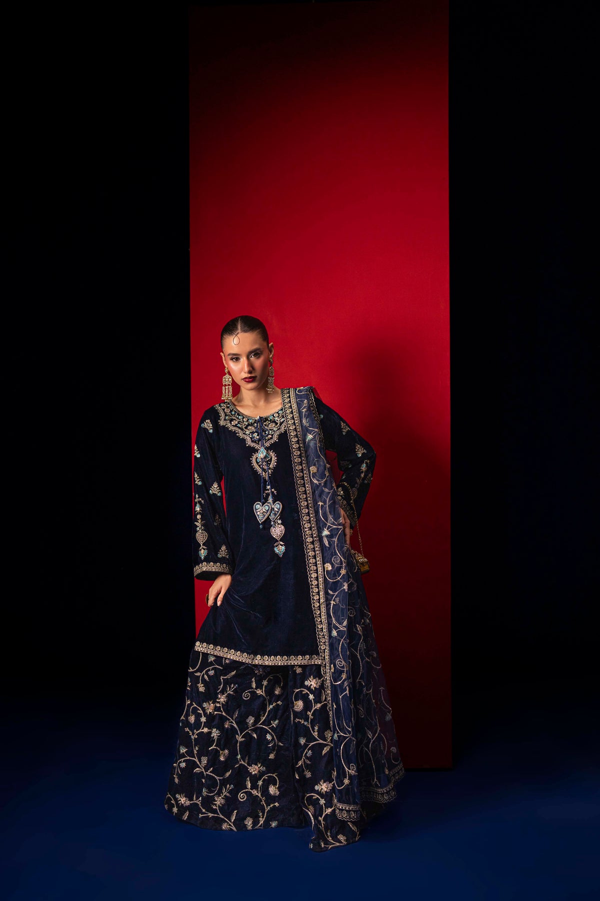 Falak - Makhmal