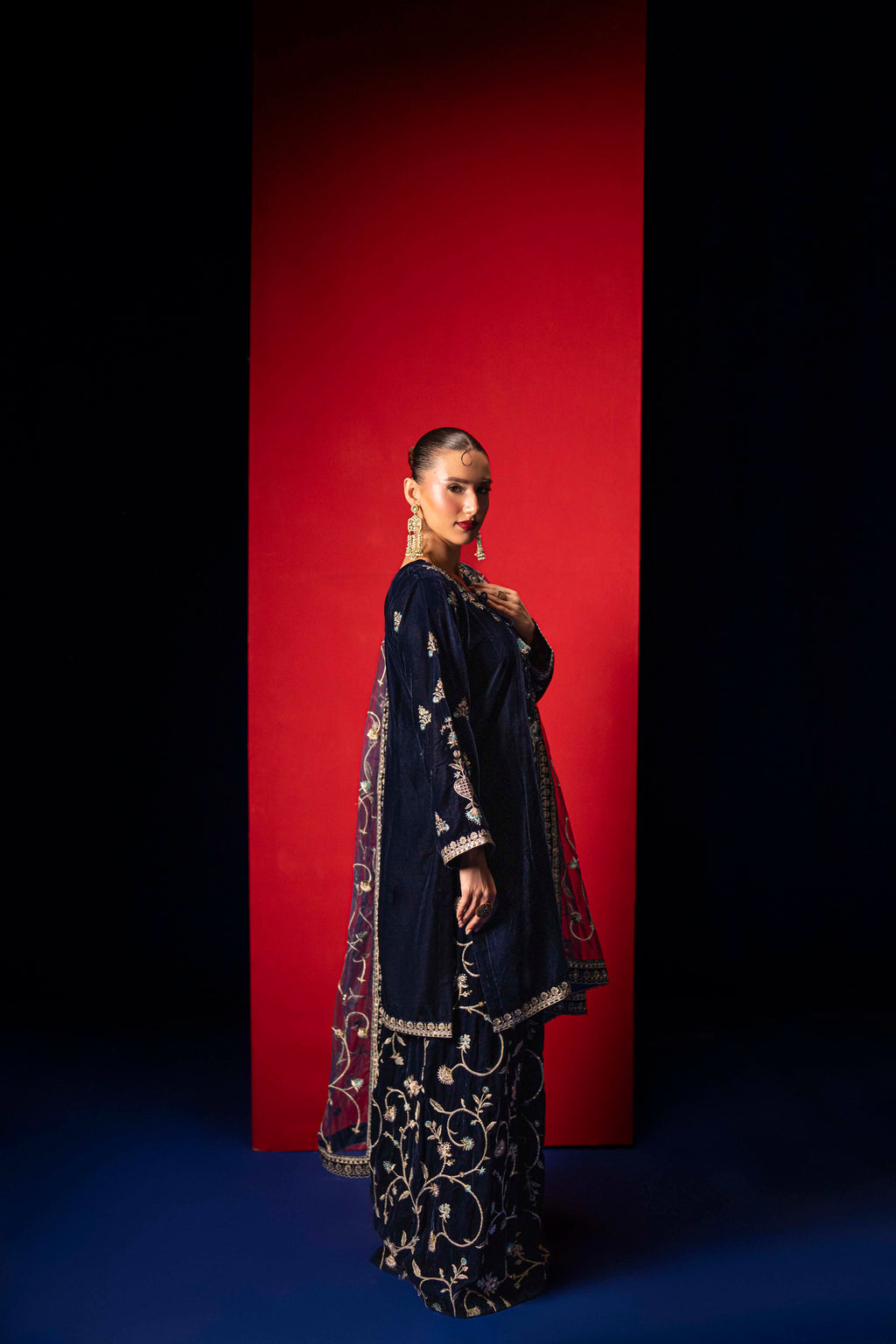 Falak - Makhmal
